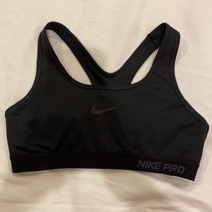 nike pro sports bra